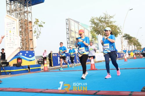 Race photo from ISOPlus Run 2024 Jakarta