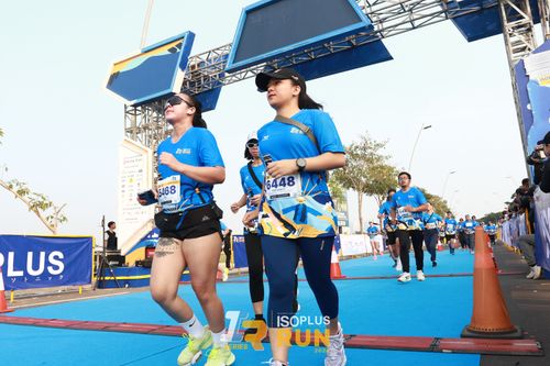 Race photo from ISOPlus Run 2024 Jakarta