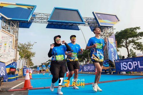 Race photo from ISOPlus Run 2024 Jakarta