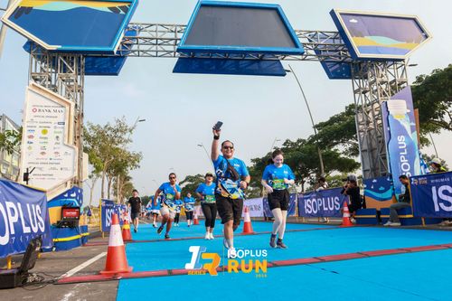 Race photo from ISOPlus Run 2024 Jakarta