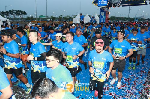 Race photo from ISOPlus Run 2024 Jakarta