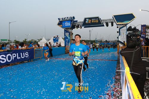 Race photo from ISOPlus Run 2024 Jakarta