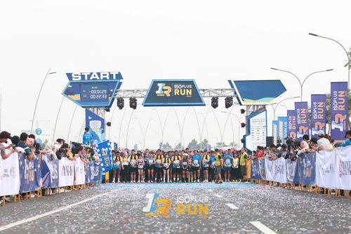 Race photo from ISOPlus Run 2024 Jakarta