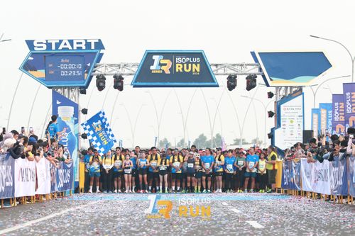Race photo from ISOPlus Run 2024 Jakarta