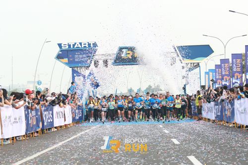 Race photo from ISOPlus Run 2024 Jakarta