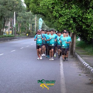 Race photo from VIBES AND STRENGTH CAMP ABR 2025