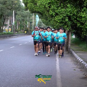 Race photo from VIBES AND STRENGTH CAMP ABR 2025