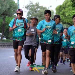 Race photo from VIBES AND STRENGTH CAMP ABR 2025