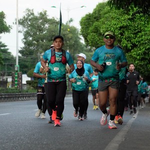 Race photo from VIBES AND STRENGTH CAMP ABR 2025