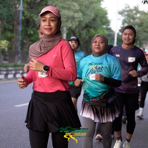Race photo from VIBES AND STRENGTH CAMP ABR 2025
