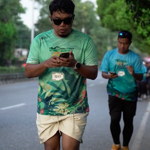 Race photo from VIBES AND STRENGTH CAMP ABR 2025