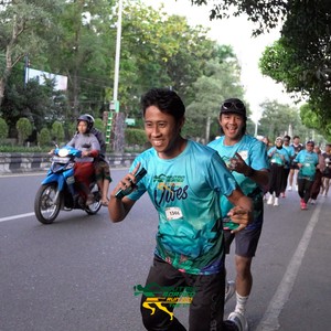 Race photo from VIBES AND STRENGTH CAMP ABR 2025
