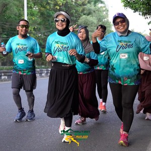 Race photo from VIBES AND STRENGTH CAMP ABR 2025