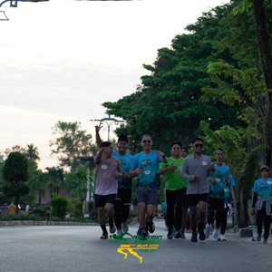 Race photo from VIBES AND STRENGTH CAMP ABR 2025