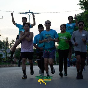 Race photo from VIBES AND STRENGTH CAMP ABR 2025