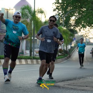 Race photo from VIBES AND STRENGTH CAMP ABR 2025