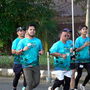 Race photo from VIBES AND STRENGTH CAMP ABR 2025