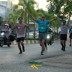 Race photo from VIBES AND STRENGTH CAMP ABR 2025