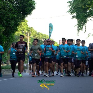 Race photo from VIBES AND STRENGTH CAMP ABR 2025