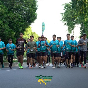 Race photo from VIBES AND STRENGTH CAMP ABR 2025