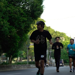 Race photo from VIBES AND STRENGTH CAMP ABR 2025