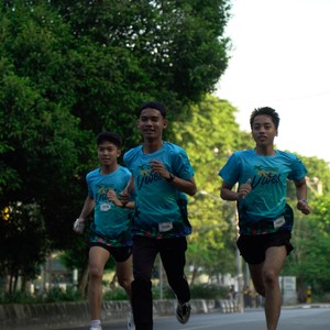 Race photo from VIBES AND STRENGTH CAMP ABR 2025