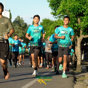 Race photo from VIBES AND STRENGTH CAMP ABR 2025