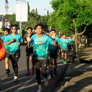 Race photo from VIBES AND STRENGTH CAMP ABR 2025