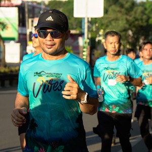Race photo from VIBES AND STRENGTH CAMP ABR 2025