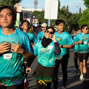 Race photo from VIBES AND STRENGTH CAMP ABR 2025
