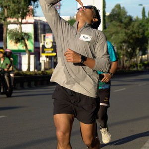 Race photo from VIBES AND STRENGTH CAMP ABR 2025