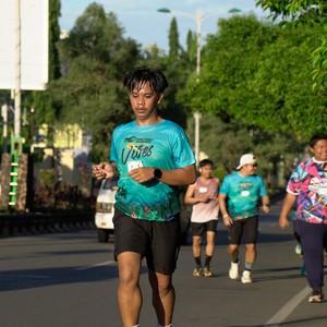 Race photo from VIBES AND STRENGTH CAMP ABR 2025