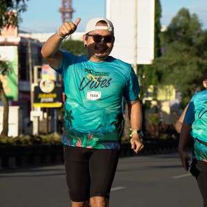 Race photo from VIBES AND STRENGTH CAMP ABR 2025