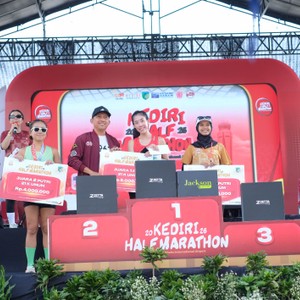 Race photo from KEDIRI HALF MARATHON 2026