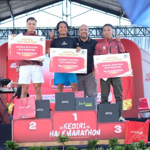 Race photo from KEDIRI HALF MARATHON 2026