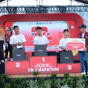 Race photo from KEDIRI HALF MARATHON 2026