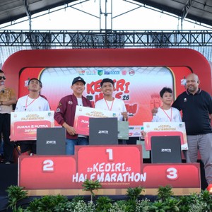 Race photo from KEDIRI HALF MARATHON 2026