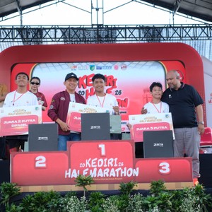 Race photo from KEDIRI HALF MARATHON 2026