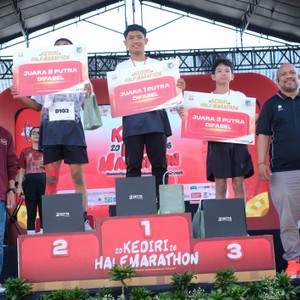 Race photo from KEDIRI HALF MARATHON 2026