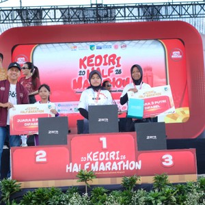 Race photo from KEDIRI HALF MARATHON 2026