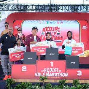 Race photo from KEDIRI HALF MARATHON 2026