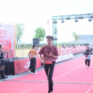 Race photo from KEDIRI HALF MARATHON 2026