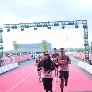 Race photo from KEDIRI HALF MARATHON 2026