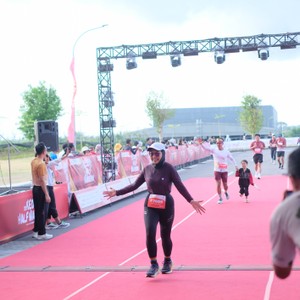 Race photo from KEDIRI HALF MARATHON 2026