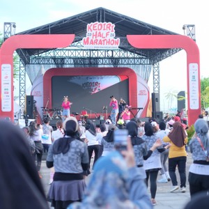 Race photo from KEDIRI HALF MARATHON 2026