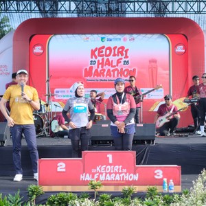 Race photo from KEDIRI HALF MARATHON 2026