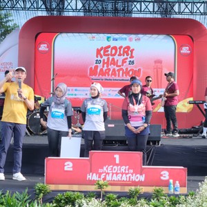 Race photo from KEDIRI HALF MARATHON 2026