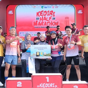 Race photo from KEDIRI HALF MARATHON 2026
