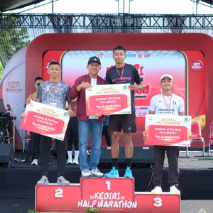 Race photo from KEDIRI HALF MARATHON 2026