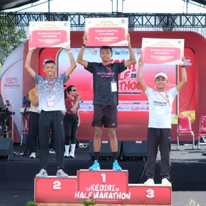 Race photo from KEDIRI HALF MARATHON 2026